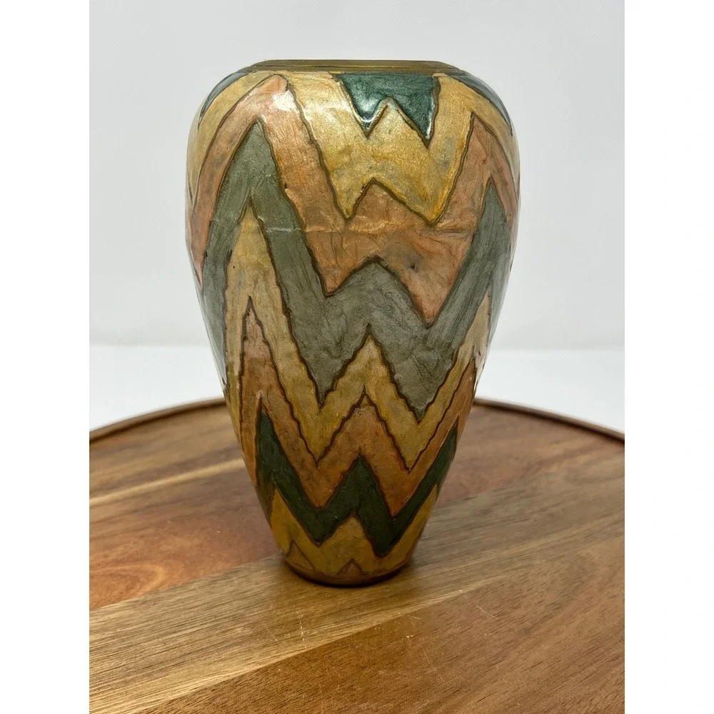 Vintage‎ Zig Zag Chevron Patterned Ceramic Vase Decorative Home Decor Accent